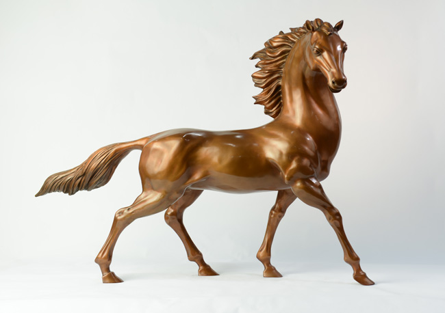 新九鼎銅藝美術(shù)館三號展廳——銅工藝品：志在千里